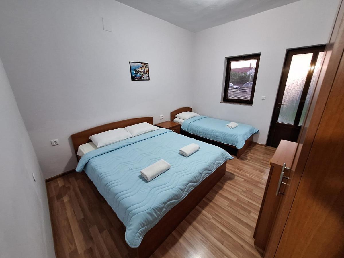 Studio Apartments Oleg Ohri Dış mekan fotoğraf